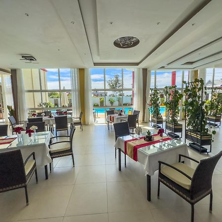 Hotel Menabe'L 安齐拉贝 外观 照片