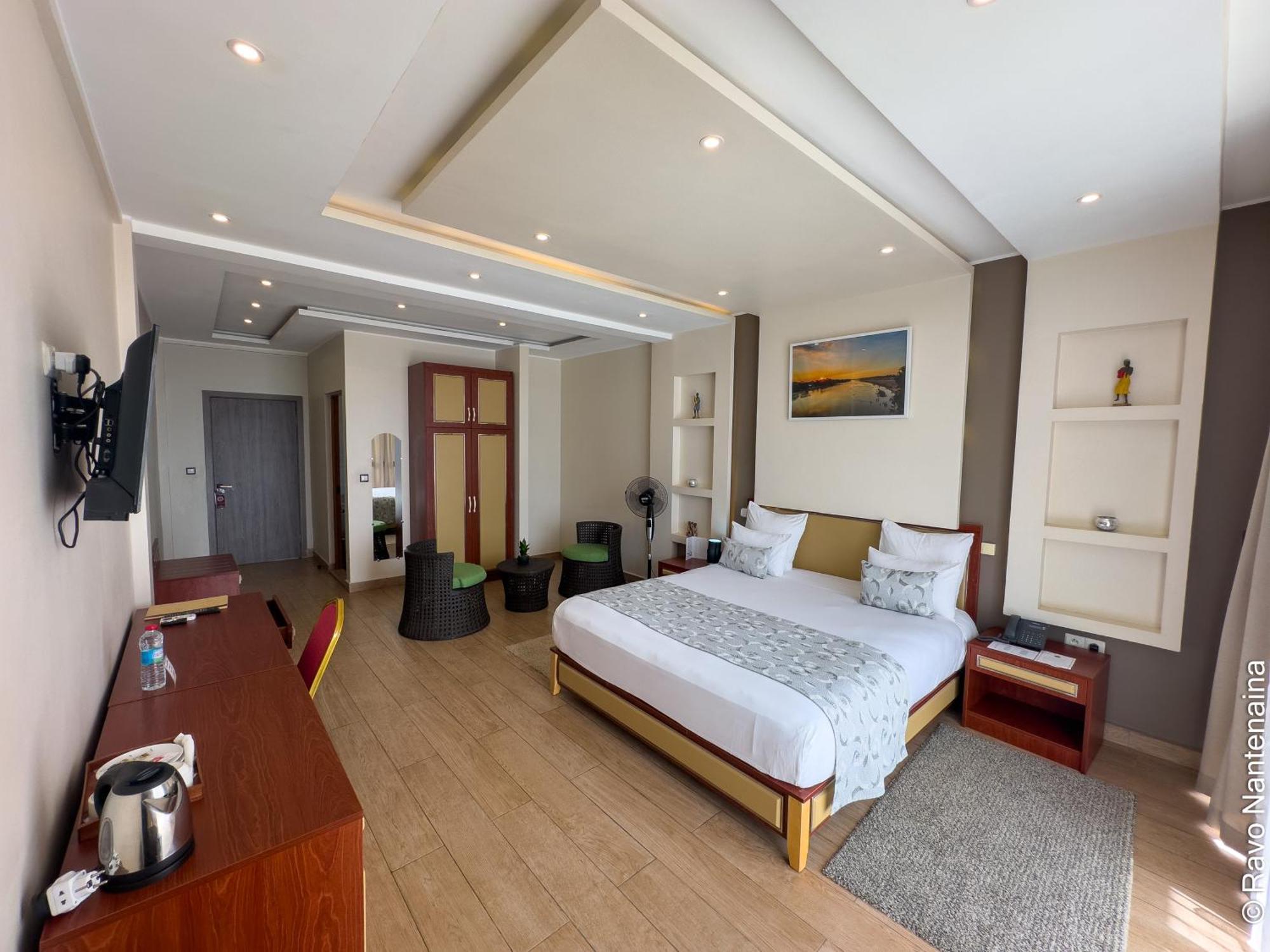 Hotel Menabe'L 安齐拉贝 外观 照片